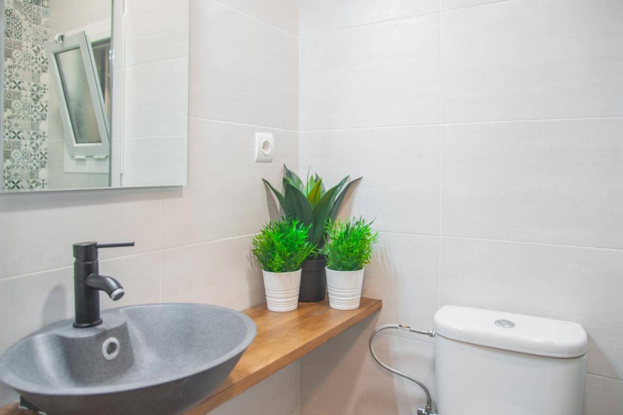 Db Nice Apartment Sagrada Familia Barcelona Bagian luar foto