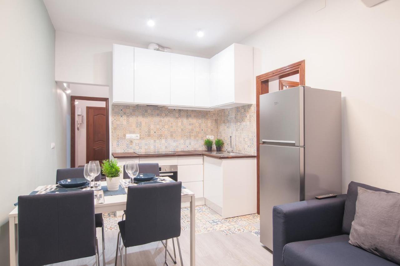 Db Nice Apartment Sagrada Familia Barcelona Bagian luar foto