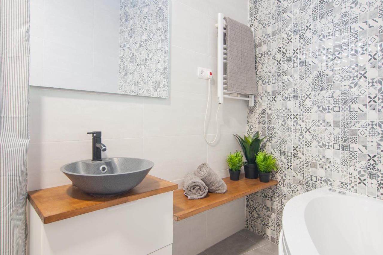 Db Nice Apartment Sagrada Familia Barcelona Bagian luar foto